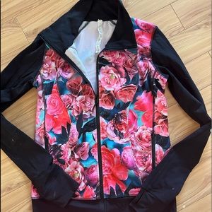 🦄🌺Lululemon secret garden stride jacket